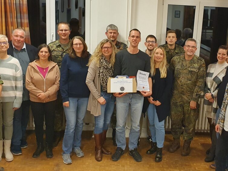 Vergleichsschießen zwischen der Bundeswehr und des Schützenverein Lemke