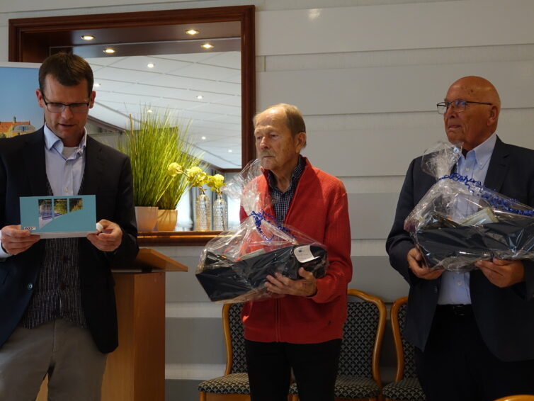 Spargelessen mit Politik