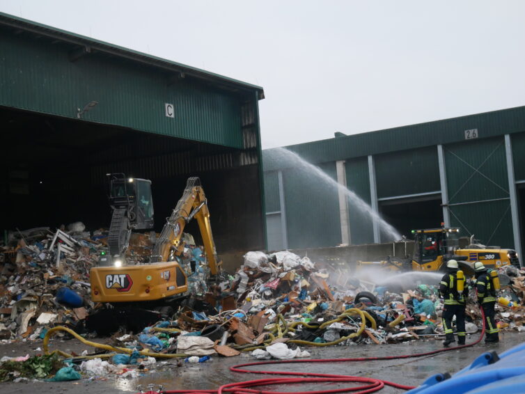 Brand am Entsorgungszentrum: BAWN warnt vor falscher Entsorgung von Akkugeräten