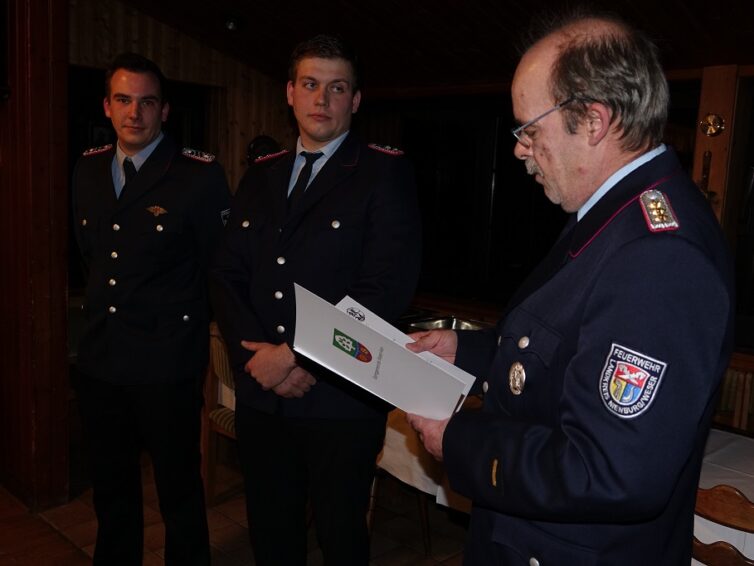 Ortskommando der Feuerwehr Binnen im Amt bestätigt
