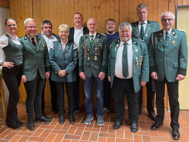 5 Ehrungen für 70 Jahre im Schützenverein Marklohe