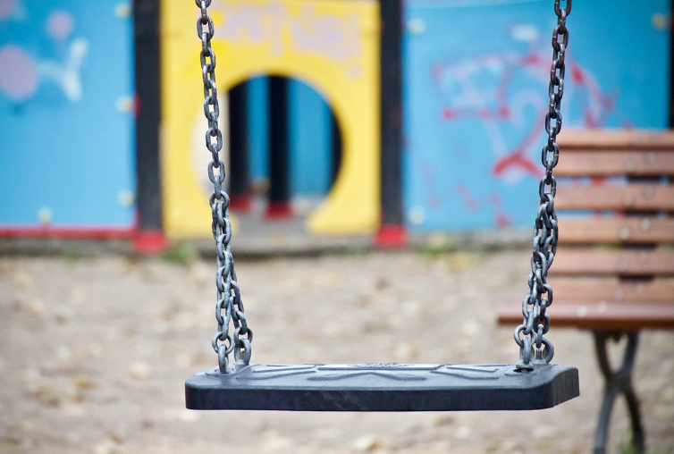 Offizielle Einweihung des Spielplatzes Kuhtäkenweg in Wietzen