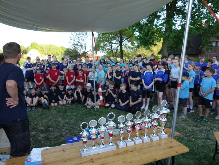 Holtorf und Buchhorst/Behlingen gewinnen das Völkerballturnier