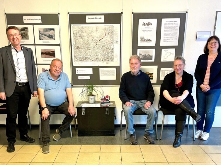 Eröffnung der Ausstellung im Rathaus Liebenau über den Bau der Eisenbahnstrecke zwischen Nienburg und Rahden