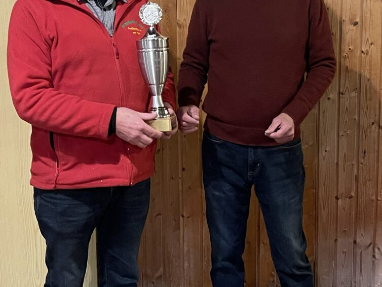 Heiner Dieckhoff ist das zweite Jahr in Folge Marklohes Winterkönig